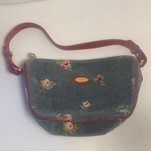 Floral Corduroy Patterned Shoulder Bag with Red Accents